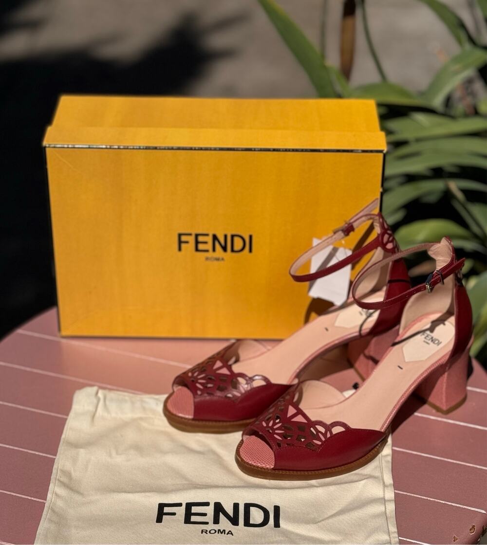 FENDI Chameleon Lizard Embossed Heel Ankle Wrap Buckle Peep Toe Sandals Sz. 38